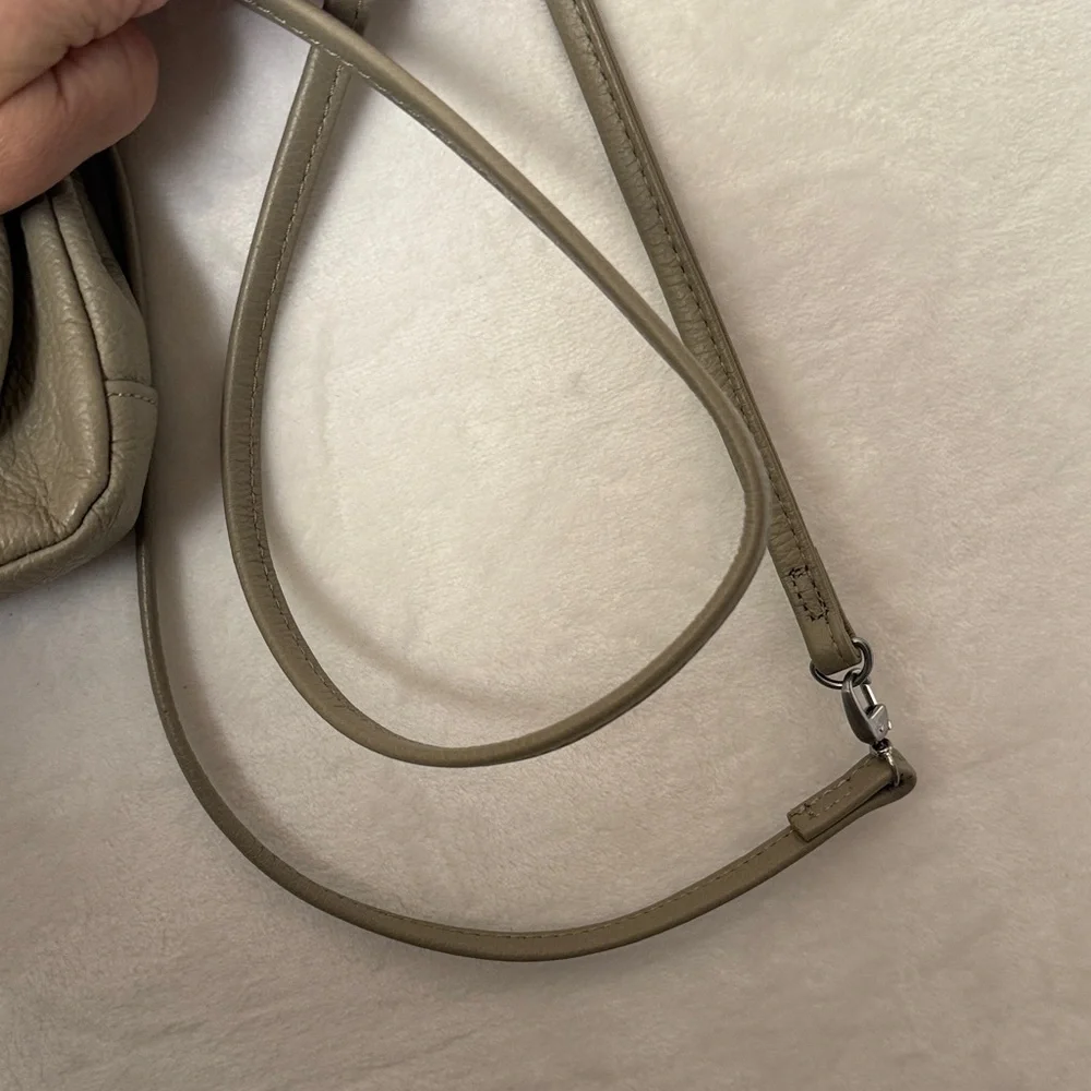 JEON ICON Los Angeles Leather Van Gogh Almond Blossom Art Wear Crossbody - Picture 11 of 12